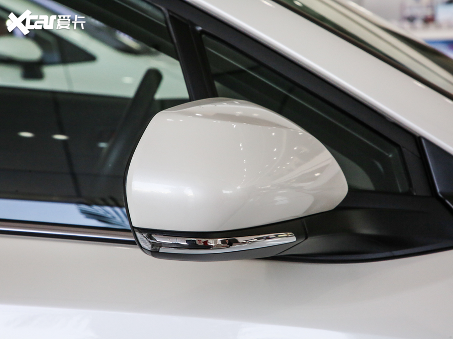 2018SC-HR 촰 2.0L CVTԽI(lng) (gu)V