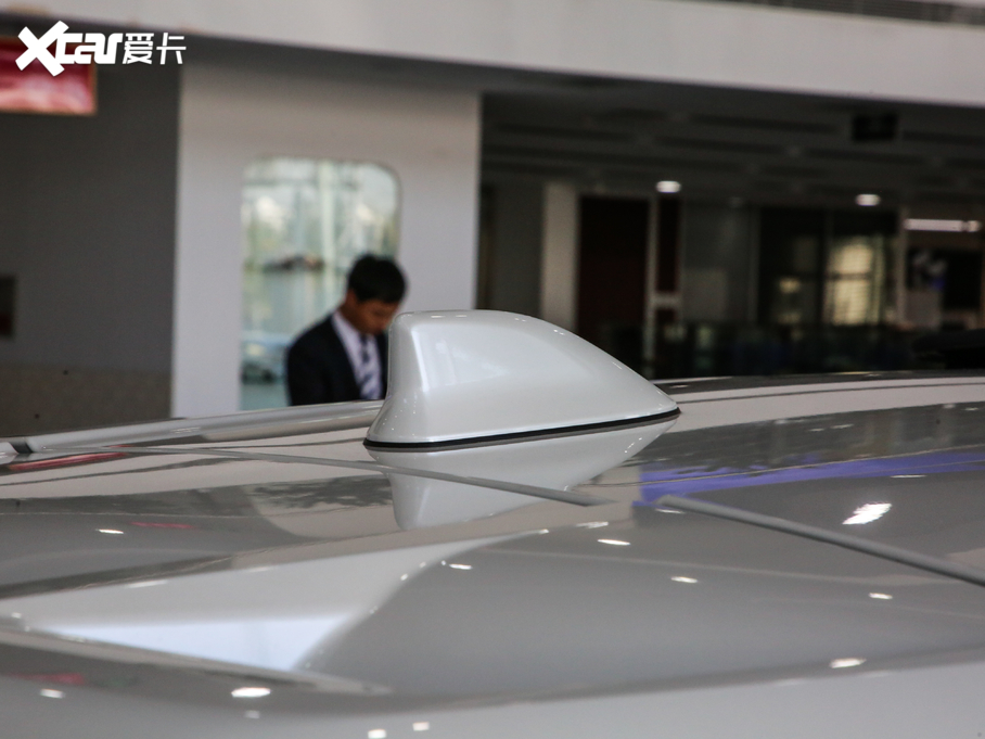 2018SC-HR 촰 2.0L CVTԽI V