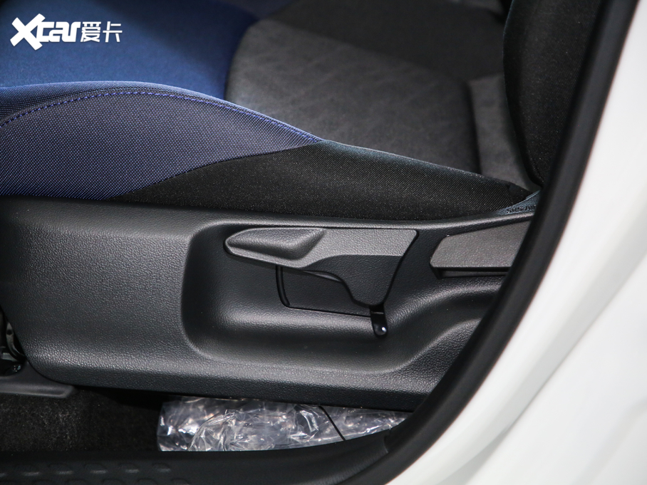 2018SC-HR 촰 2.0L CVTԽI(lng) (gu)V