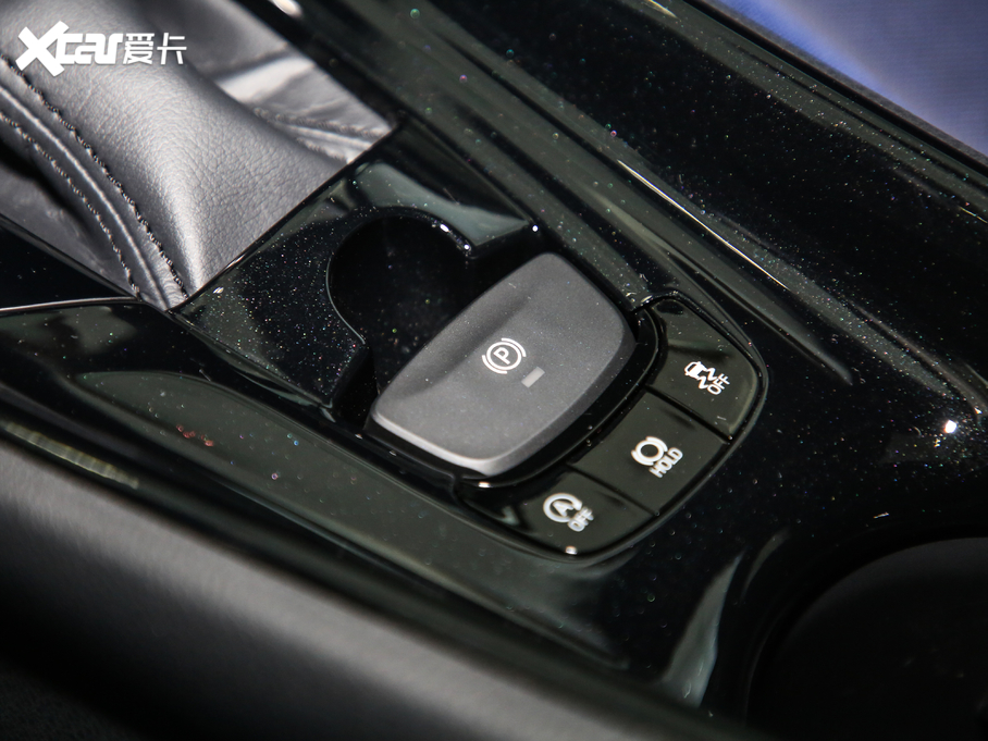 2018SC-HR 촰 2.0L CVTԽI V