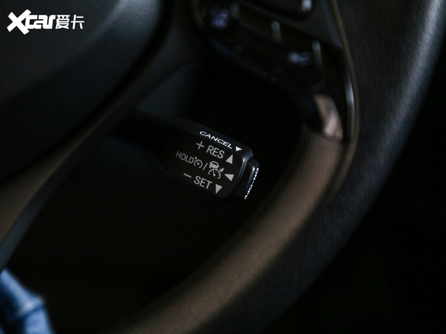 2018SC-HR 촰 2.0L CVTԽI(lng) V