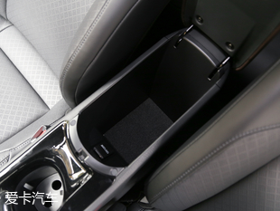 廣汽豐田2018款豐田C-HR