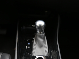 20182.0L CVTŞ V п؅^(q)