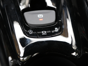 20182.0L CVTŞ V п؅^