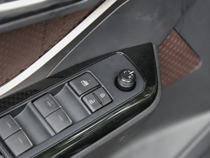 20182.0L CVTŞ V п؅^(q)