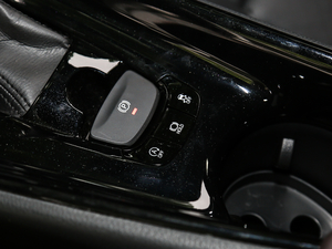 20182.0L CVTŞ (gu)V п؅^(q)