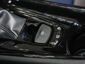 20182.0L CVTIȰ V v܇Ƅ