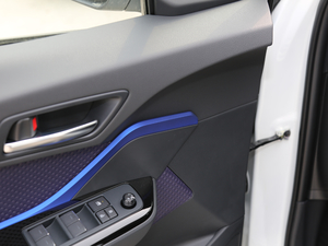 20182.0L CVTI؄e V g