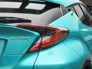 2018촰 2.0L CVTA V ^