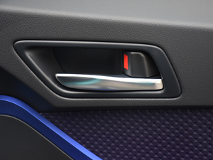 2018촰 2.0L CVTA V g