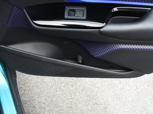 2018촰 2.0L CVTA V g