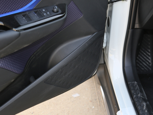 2018촰 2.0L CVTI VI g