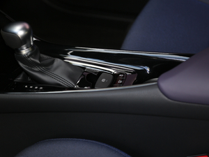 20182.0L CVTܺA VI v܇Ƅ