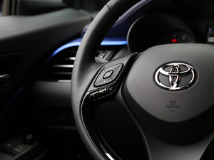 20182.0L CVTܺA VI {