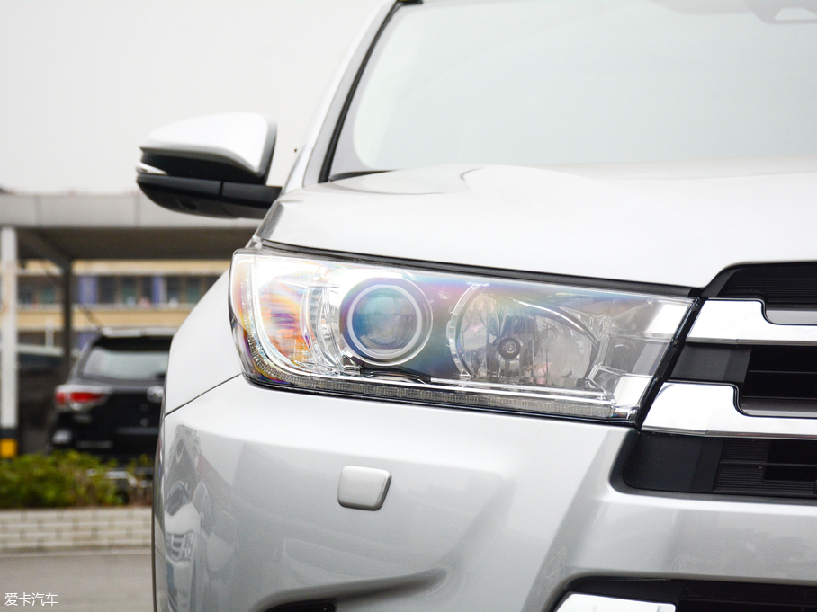 2018hm_(d) 2.0T (q) 7