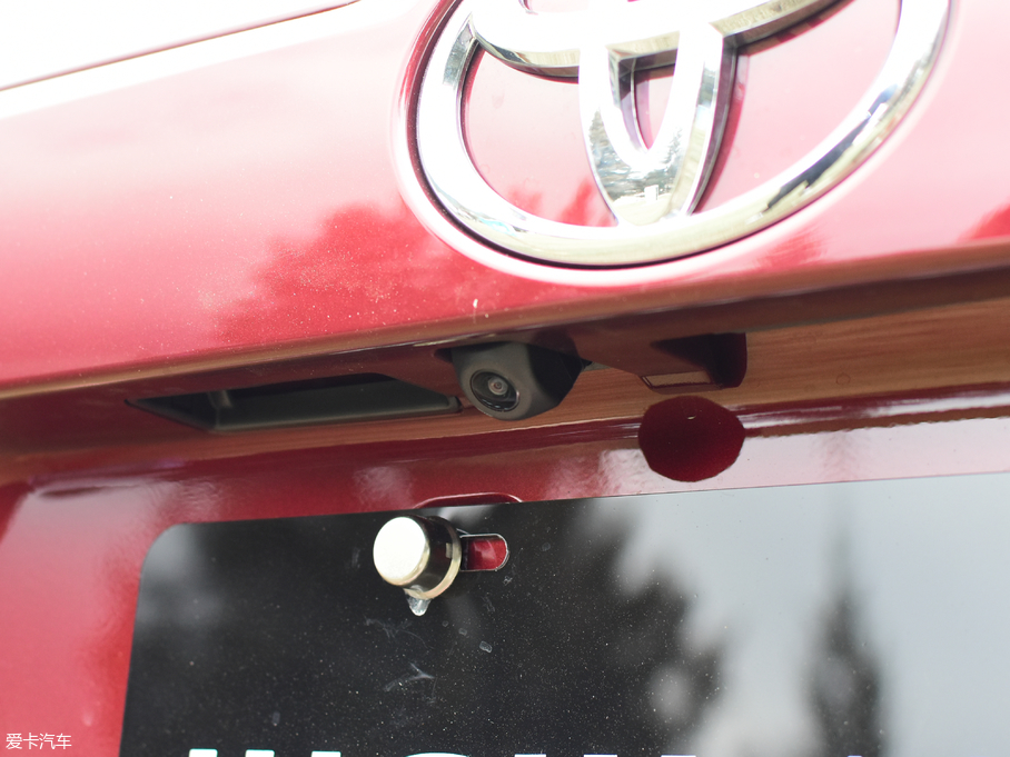 2018hm_(d) 2.0T (q)F 7