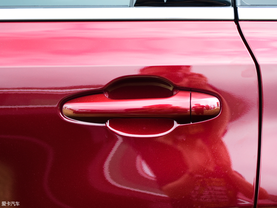 2018hm_(d) 2.0T (q)F 7