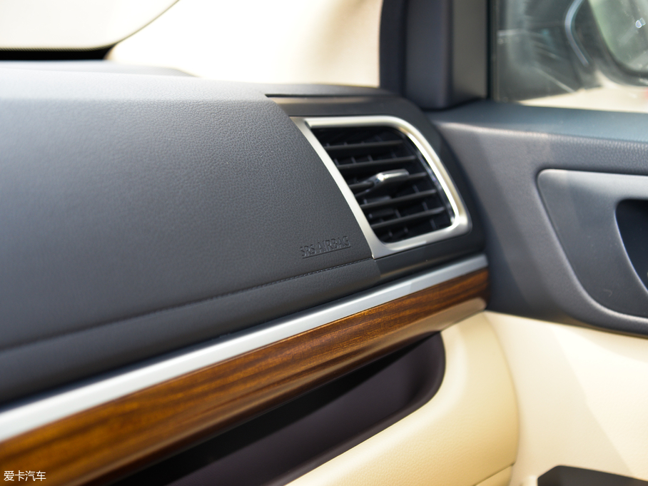 2018hm_(d) 2.0T (q) 7