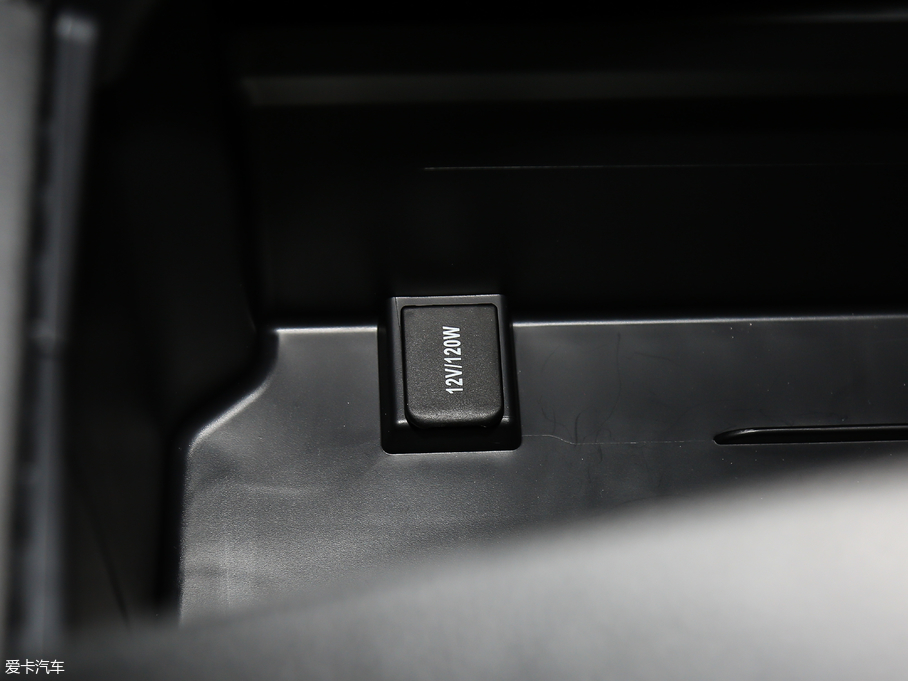 2018hm_(d) 2.0T (q)A 7