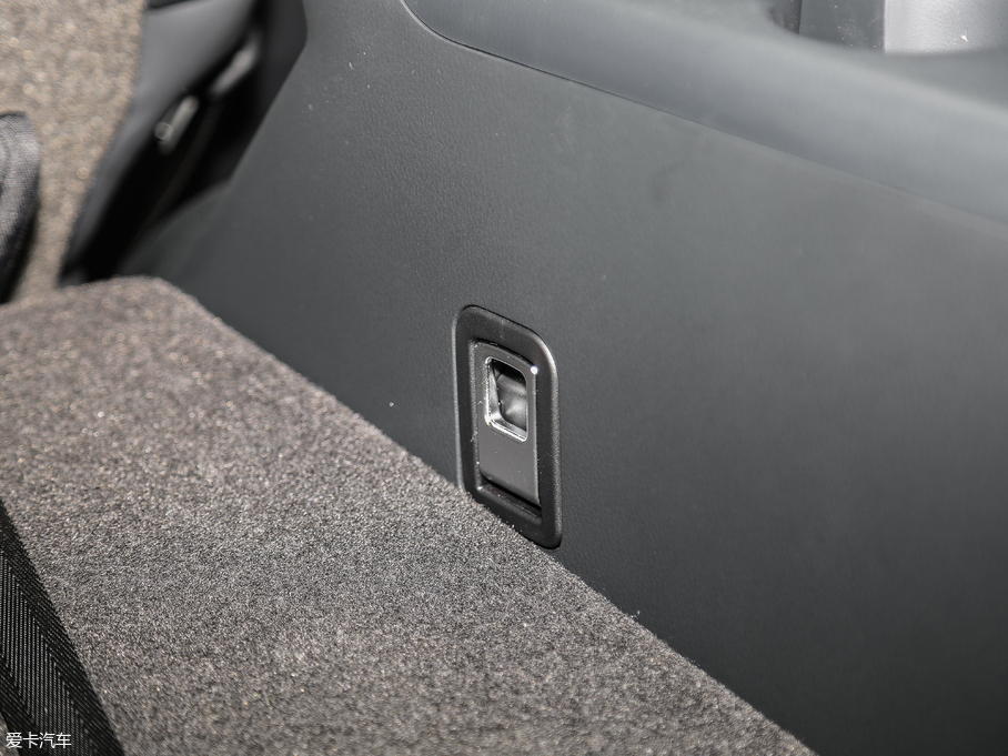 2018hm_(d) 2.0T (q)F 7