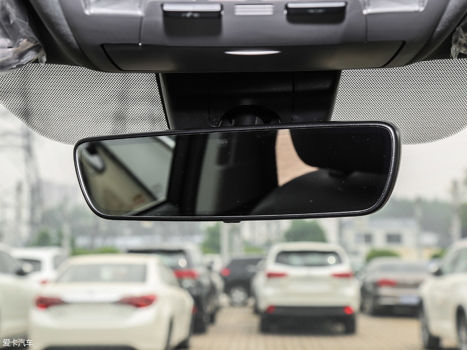 2018hm_(d) 2.0T (q)F 7