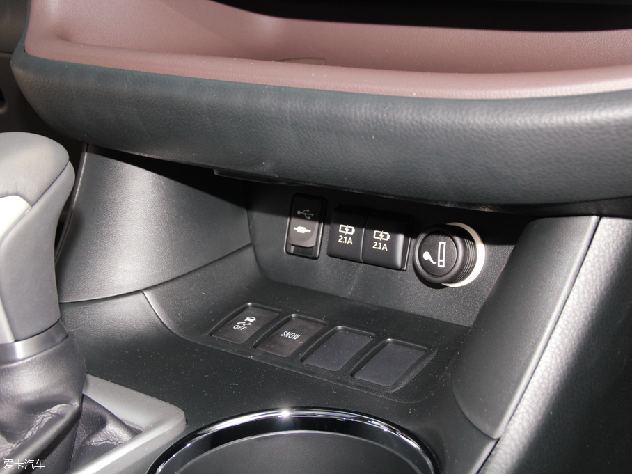 2018hm_(d) 2.0T (q)F 7