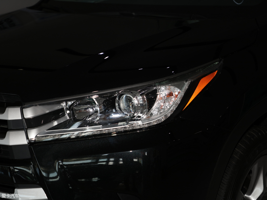 2018hm_(d) 2.0T (q)A 7