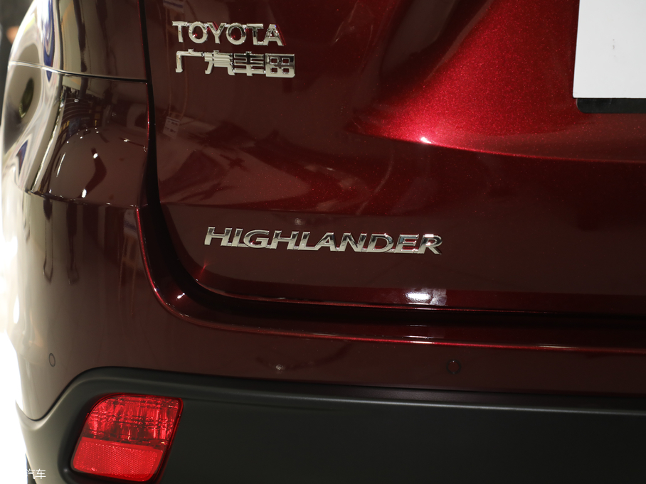 2018hm_(d) 2.0T (q)A 7