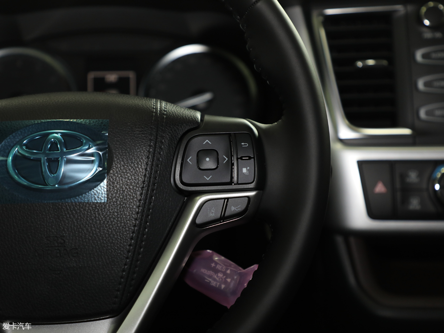 2018hm_(d) 2.0T (q)A 7