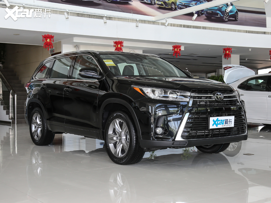 2018hm_(d) 2.0T (q)F 7 VI