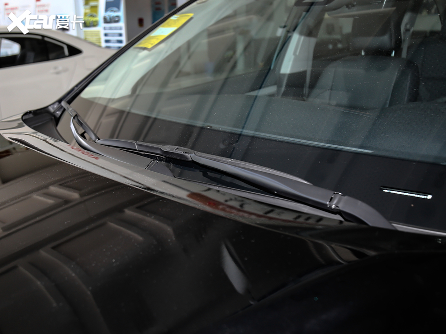 2018hm_(d) 2.0T (q)F 7 VI