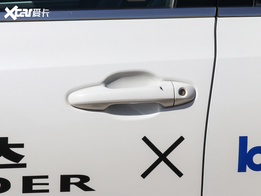 2018hm_(d) 2.0T (q) 7 VI