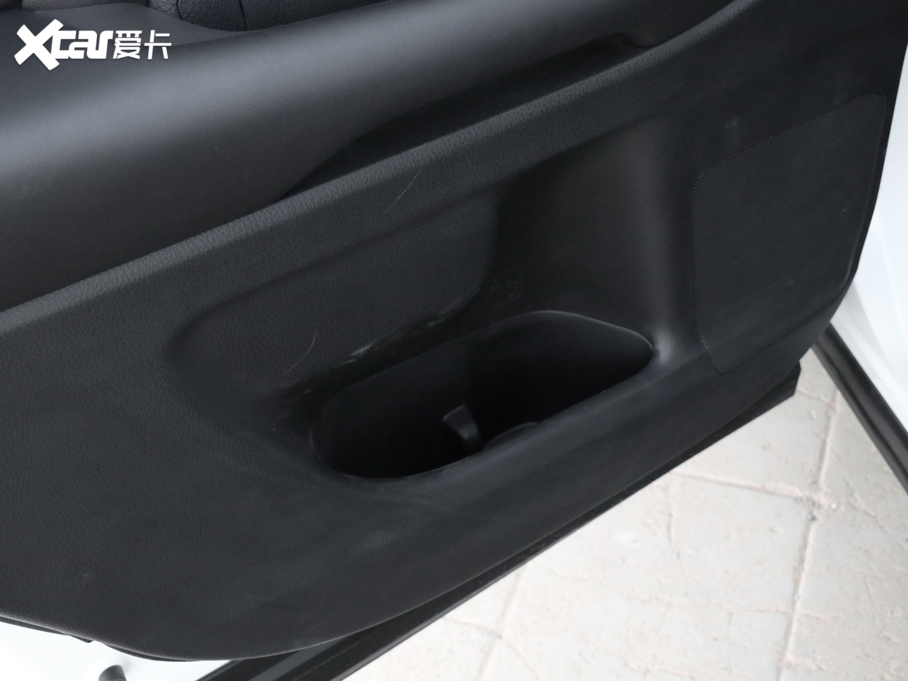 2018hm_(d) 2.0T (q) 7 VI