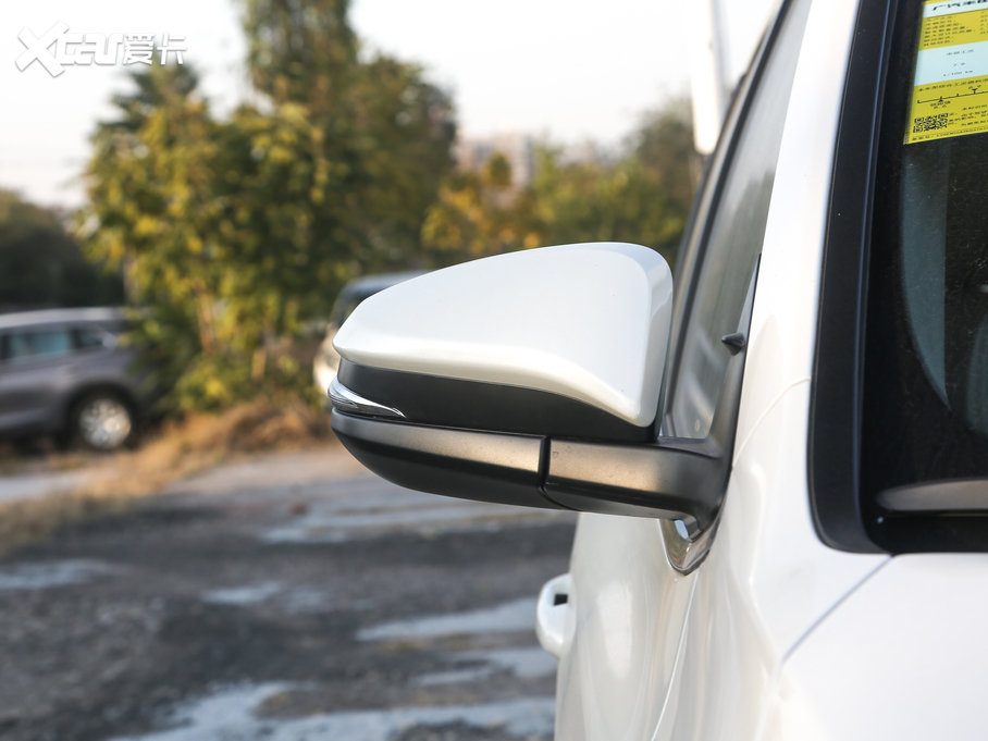 2018hm_(d) 2.0T (q)F 7 (gu)VI