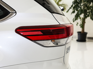 20182.0T (q)A 7 (x)(ji)^