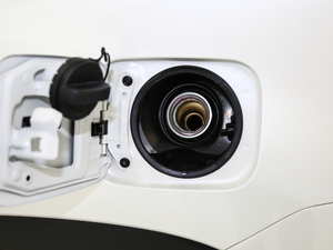 20182.0T (q)A 7 (x)(ji)^