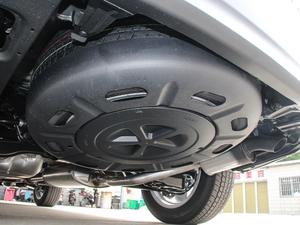 2018款2.0T 两驱尊贵版 7座 细节外观