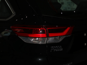 2018款2.0T 两驱豪华版 7座 细节外观