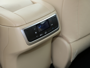 20182.0T (q)Ӣ 7 п؅^(q)