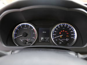 2018款2.0T 两驱精英版 7座 仪表