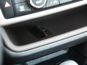 20182.0T (q)Tʿ 7 VI g