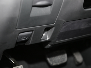 20182.0T (q)F 7 VI п؅^(q)