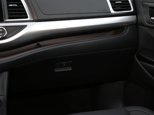 20182.0T F 7 VI п؅^