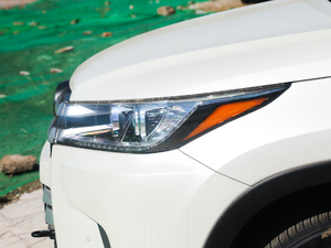 20182.0T (q)A 7 VI (x)(ji)^