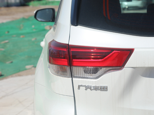 20182.0T (q)A 7 VI (x)(ji)^