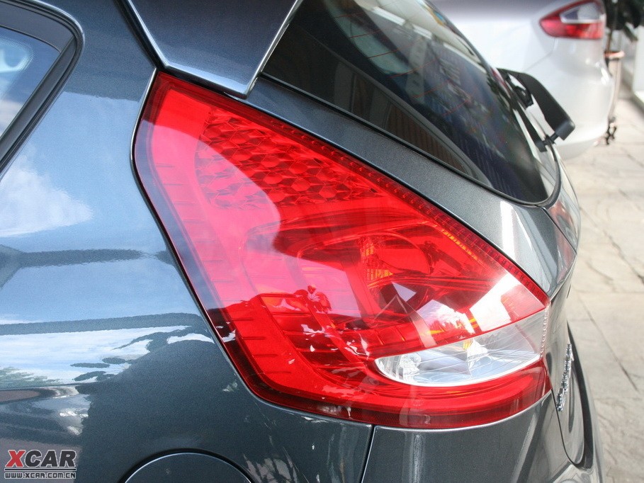 2009AɎ Ɏ 1.3L Ԅӕrа