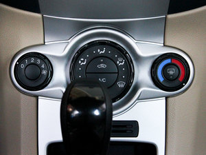 2009Ɏ 1.5L Ԅӕrа {(dio){(dio)(ji)