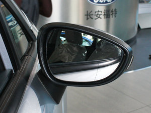 2009Ɏ 1.5L Ԅӕrа ^