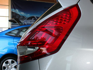 2009Ɏ 1.5L Ԅӕrа ^