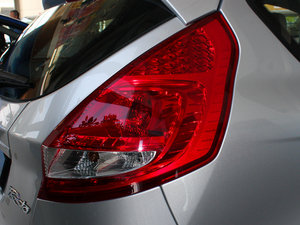 2009Ɏ 1.5L Ԅӕrа ^